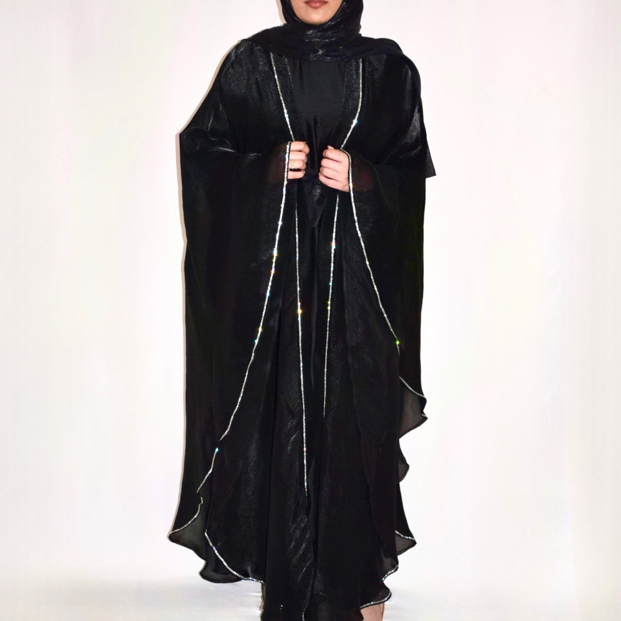 Model is 5' 3" tall and wearing size 54
